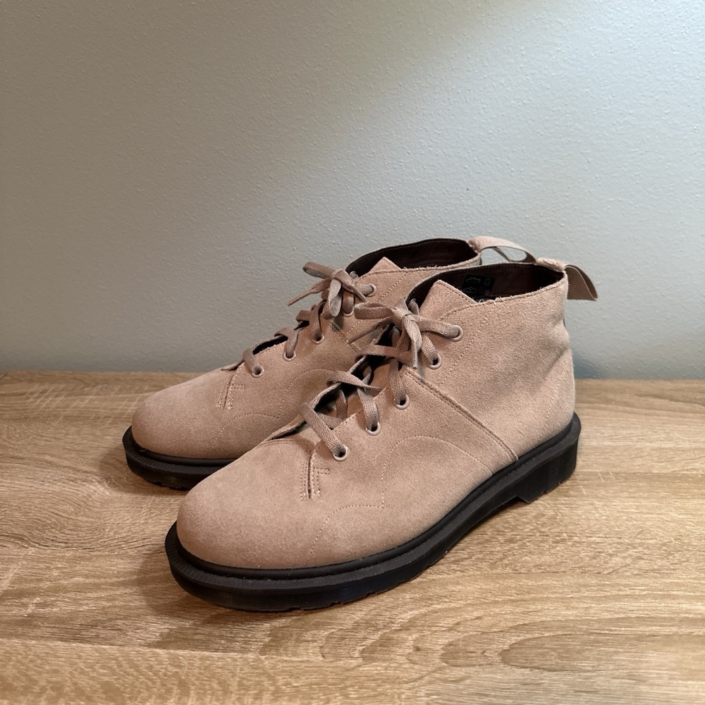 Dr Martens Tan Suede Leather Boots Mens Size 8 Docs‎ Safety Slip Resistant
